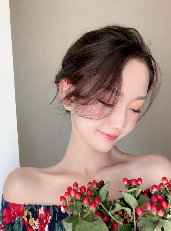 小诗vanessa的第二张照片--高雄中老年相亲网