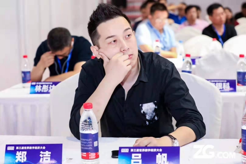 一生摯愛的第一张照片--高雄中老年相亲网