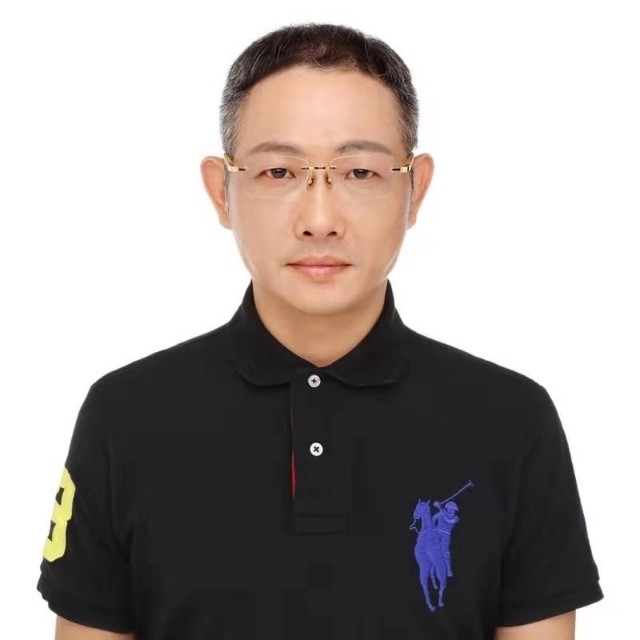 邱先森的第一张照片--高雄中老年相亲网